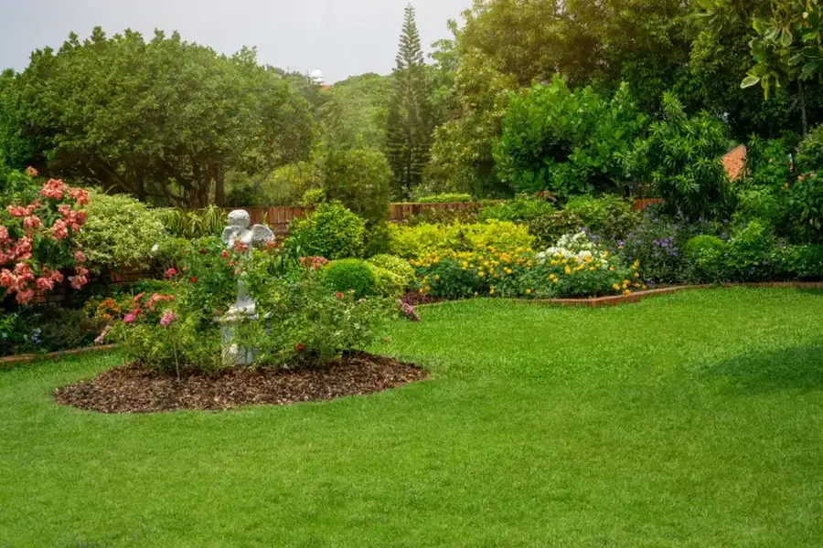 Seasonal Tips For Effective Lawn Maintenance Practices in Watertown, MA